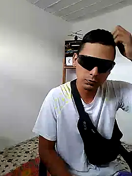 Snapshot of Sirius_5 chatting on October 2025 05:58:02 PM Sirius 5 online show from October 2025 05:58:02 PM