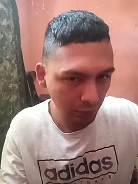 Snapshot of Sirius_5 chatting on October 2025 04:52:01 PM Sirius 5 online show from October 2025 04:52:01 PM