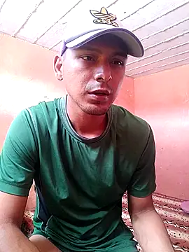 Snapshot of Sirius_5 chatting on October 2025 05:02:01 PM Sirius 5 online show from October 2025 05:02:01 PM