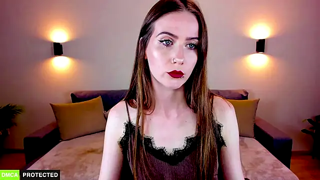 Snapshot of TheWoman__ chatting on October 2025 06:19:02 PM TheWoman   online show from October 2025 06:19:02 PM