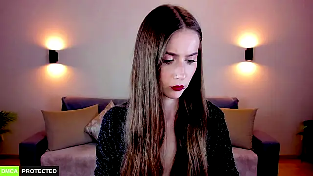 TheWoman   online show from January 2026 07:10:02 PM