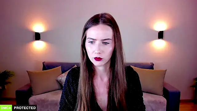 TheWoman   online show from February 2026 07:01:02 PM