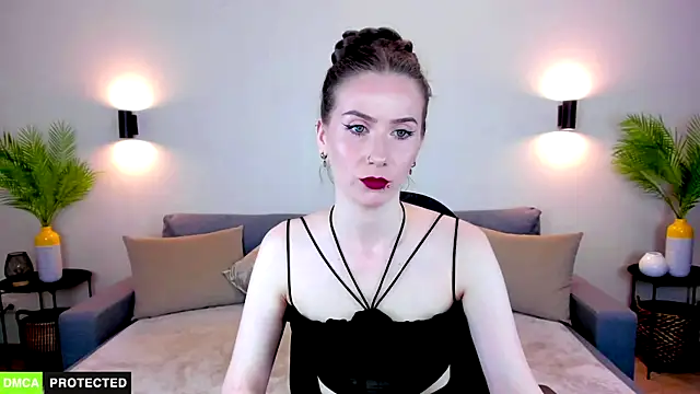 Snapshot of TheWoman__ chatting on May 2026 10:45:02 AM TheWoman online show from May 2026 10:45:02 AM