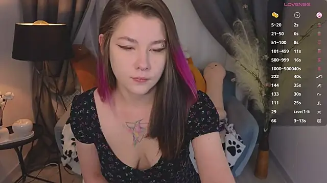 Mira Falls online show from October 2025 05:20:01 AM