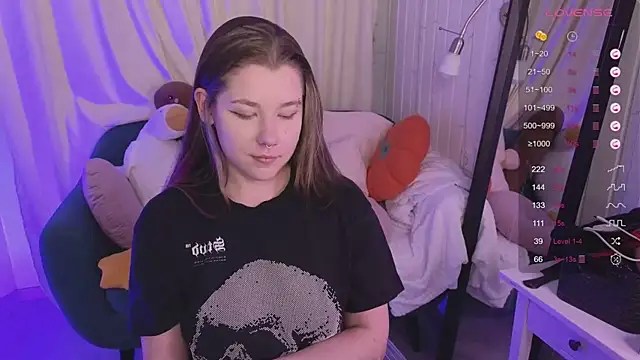 Mira Falls online show from May 2026 01:57:16 AM