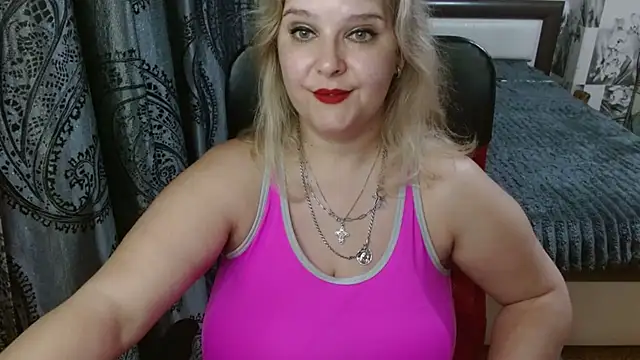 Snapshot of Boolochka chatting on June 2026 07:45:01 PM Boolochka online show from June 2026 07:45:01 PM