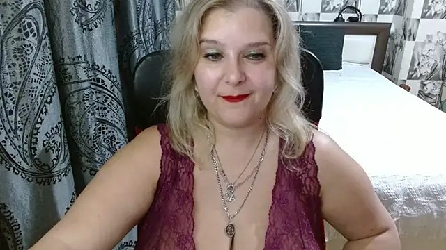 Snapshot of Boolochka chatting on July 2026 06:19:02 PM Boolochka online show from July 2026 06:19:02 PM