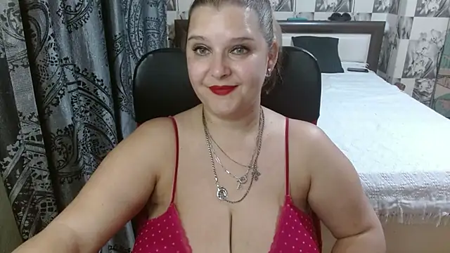 Snapshot of Boolochka chatting on June 2026 07:14:02 PM Boolochka online show from June 2026 07:14:02 PM
