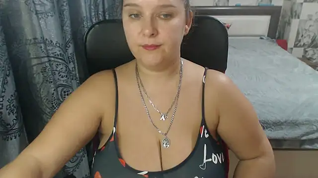 Boolochka online show from November 2025 11:27:02 AM