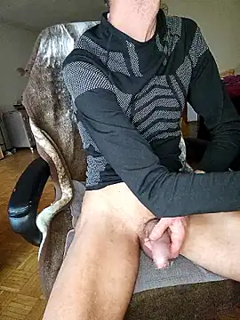 Python43 online show from January 2026 09:12:01 AM