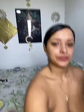 Shantal Lovee online show from March 2026 07:01:01 PM