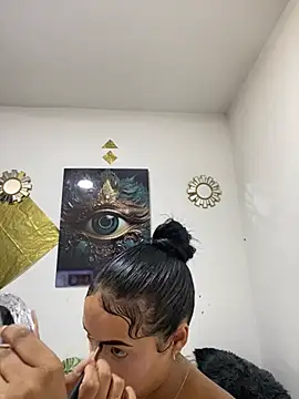 Shantal Lovee online show from March 2026 05:25:04 PM