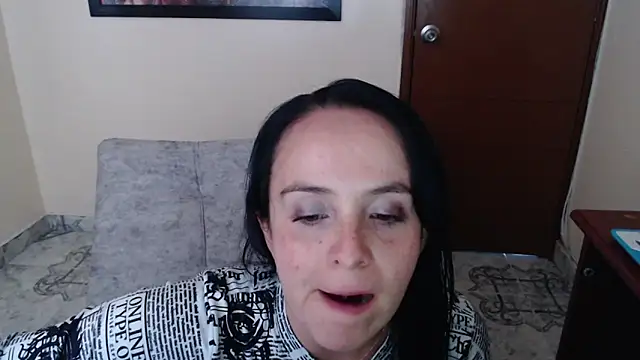 Snapshot of antara_hotgirl chatting on October 2025 07:44:02 PM antara hotgirl online show from October 2025 07:44:02 PM