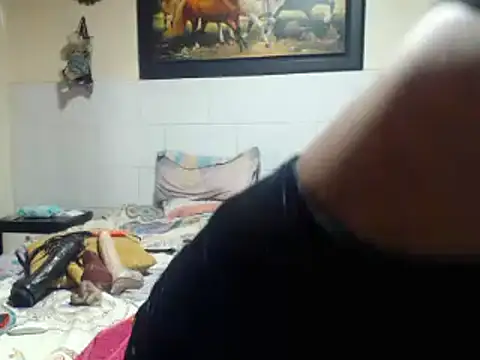 RobertaHott online show from October 2025 08:42:01 PM