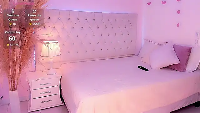 Michell simons online show from April 2026 05:25:02 AM