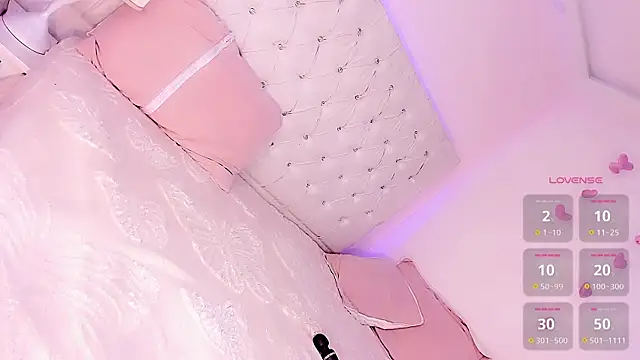 Michell simons online show from December 2025 07:52:02 PM