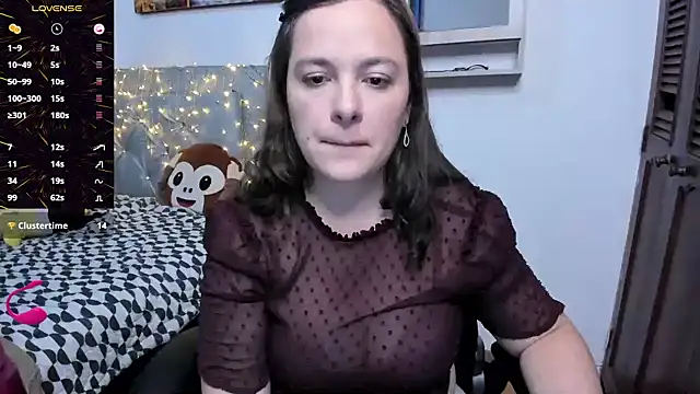 angelaagomez online show from October 2025 05:39:01 AM