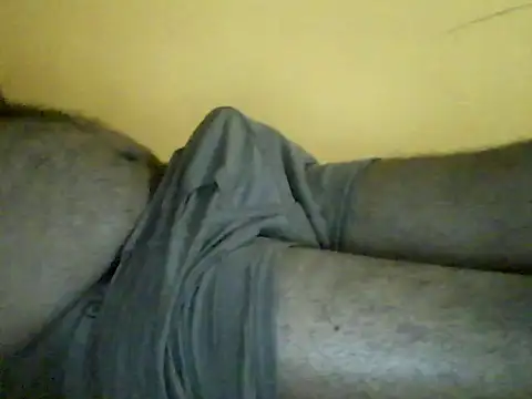 Indianguymohan online show from November 2025 05:39:02 PM