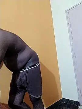 Indianguymohan online show from October 2025 05:32:01 PM