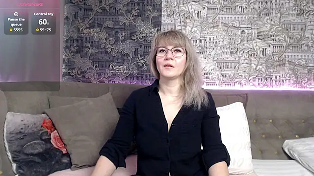 mandy foxxx online show from November 2025 10:20:01 AM