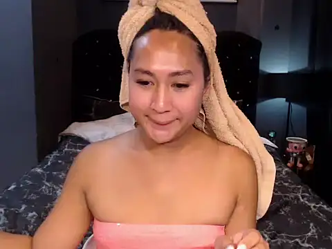 HOTTESTCANDYTS online show from April 2026 09:33:01 AM