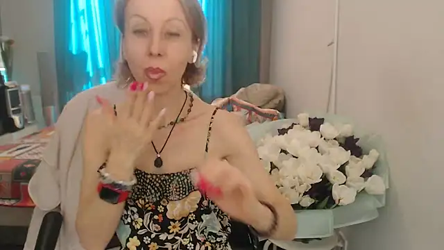 LuxuryNika online show from March 2026 09:36:02 AM