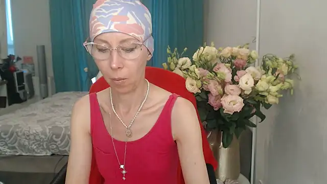 Snapshot of LuxuryNika chatting on July 2026 04:48:02 PM LuxuryNika online show from July 2026 04:48:02 PM