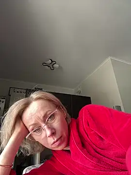 LuxuryNika online show from February 2026 10:58:01 AM