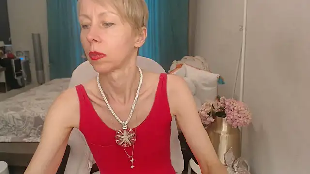 Snapshot of LuxuryNika chatting on July 2026 02:17:01 PM LuxuryNika online show from July 2026 02:17:01 PM