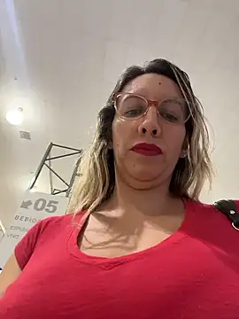 Gatitacarlita online show from January 2026 10:39:01 PM