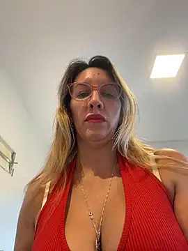 Gatitacarlita online show from March 2026 10:33:02 AM