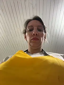 Gatitacarlita online show from May 2026 06:56:01 PM