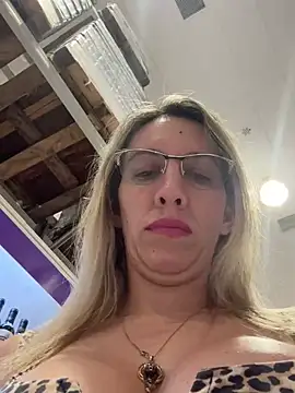 Gatitacarlita online show from January 2025 11:30:01 PM