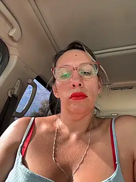 Gatitacarlita online show from March 2026 12:32:02 PM