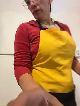 Gatitacarlita online show from May 2026 06:06:02 PM