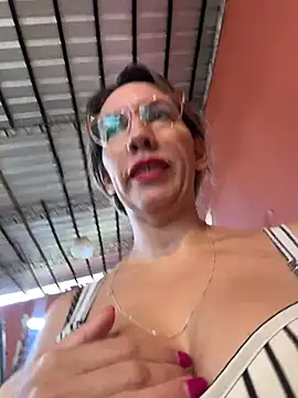 Gatitacarlita online show from March 2026 11:47:01 AM