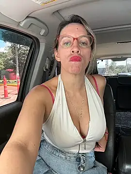 Gatitacarlita online show from February 2026 02:30:02 PM