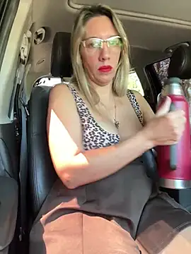 Gatitacarlita online show from February 2025 01:41:01 PM