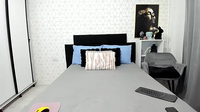 Snapshot of Heidix chatting on September 2025 03:07:02 AM Heidix online show from September 2025 03:07:02 AM