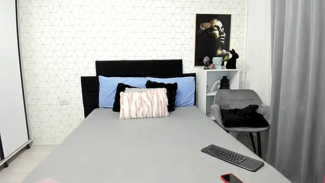 Heidix online show from February 2026 05:17:02 AM