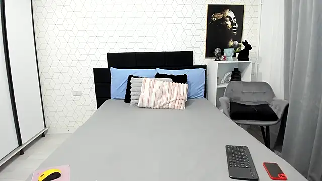 Heidix online show from February 2026 04:01:01 AM