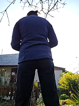 IsabelleCraft online show from November 2025 10:52:01 AM