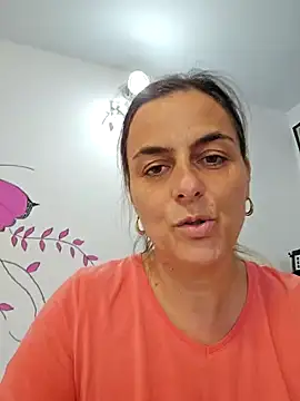 IsabelleCraft online show from March 2025 10:33:01 AM