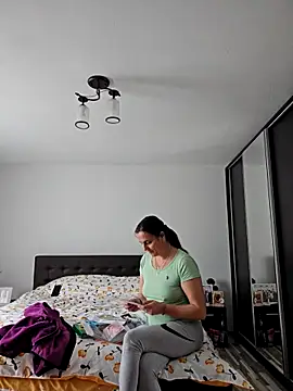 IsabelleCraft online show from March 2026 09:54:02 AM