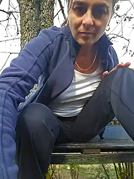 IsabelleCraft online show from November 2025 11:31:02 AM