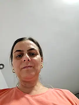 IsabelleCraft online show from March 2025 04:22:01 PM