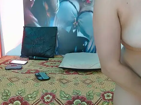 Snapshot of Bootycallhot chatting on November 2025 03:28:01 PM Bootycallhot online show from November 2025 03:28:01 PM