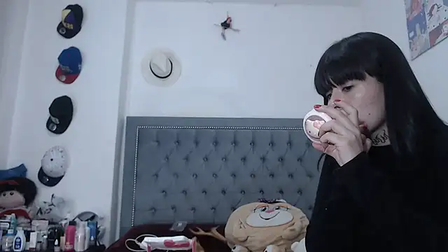 dulce maria x online show from September 2025 10:43:02 AM