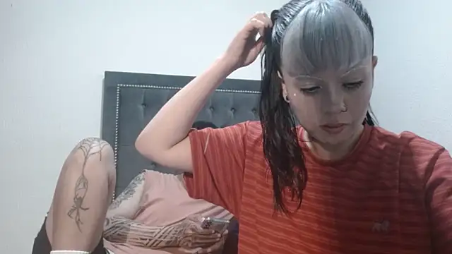 dulce maria x online show from April 2026 07:15:02 AM