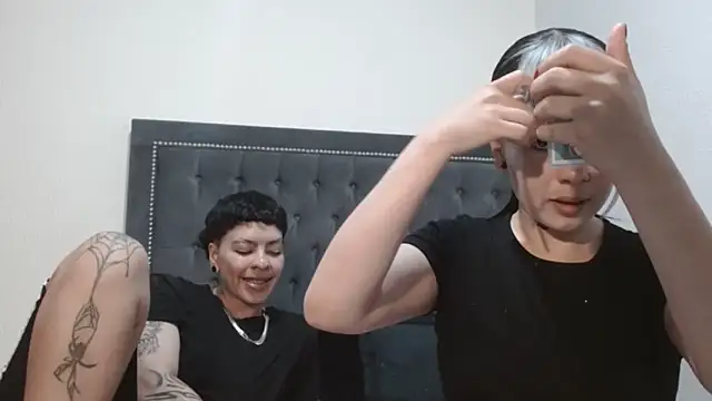 dulce maria x online show from April 2026 07:47:01 AM